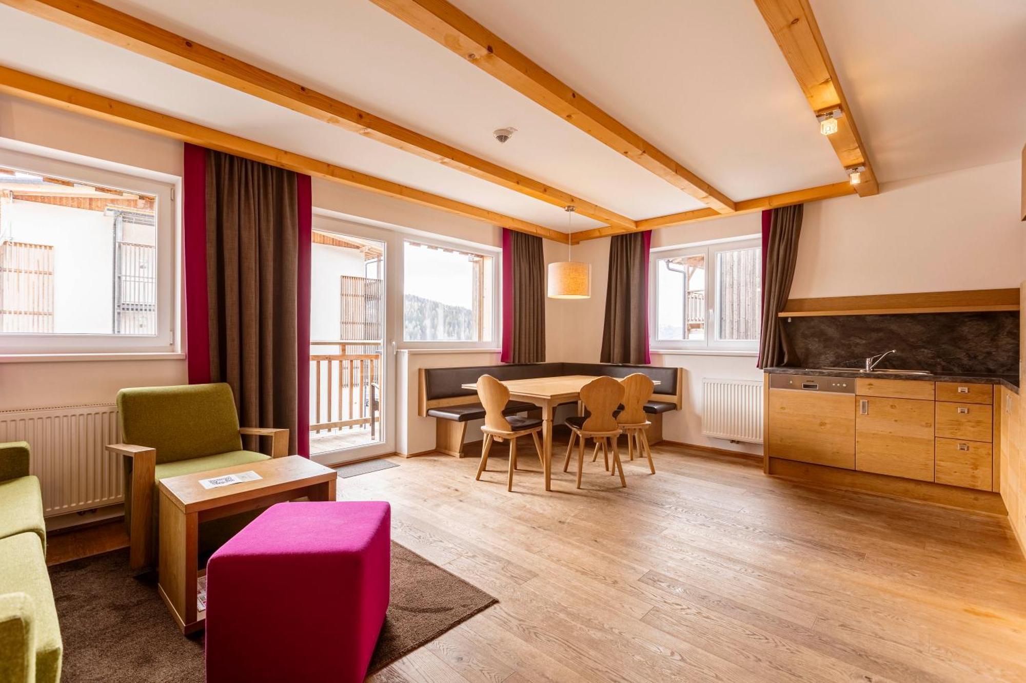 Almresort Gartnerkofel Nassfeld By Alps Resorts Зонненальпе-Насфельд Экстерьер фото